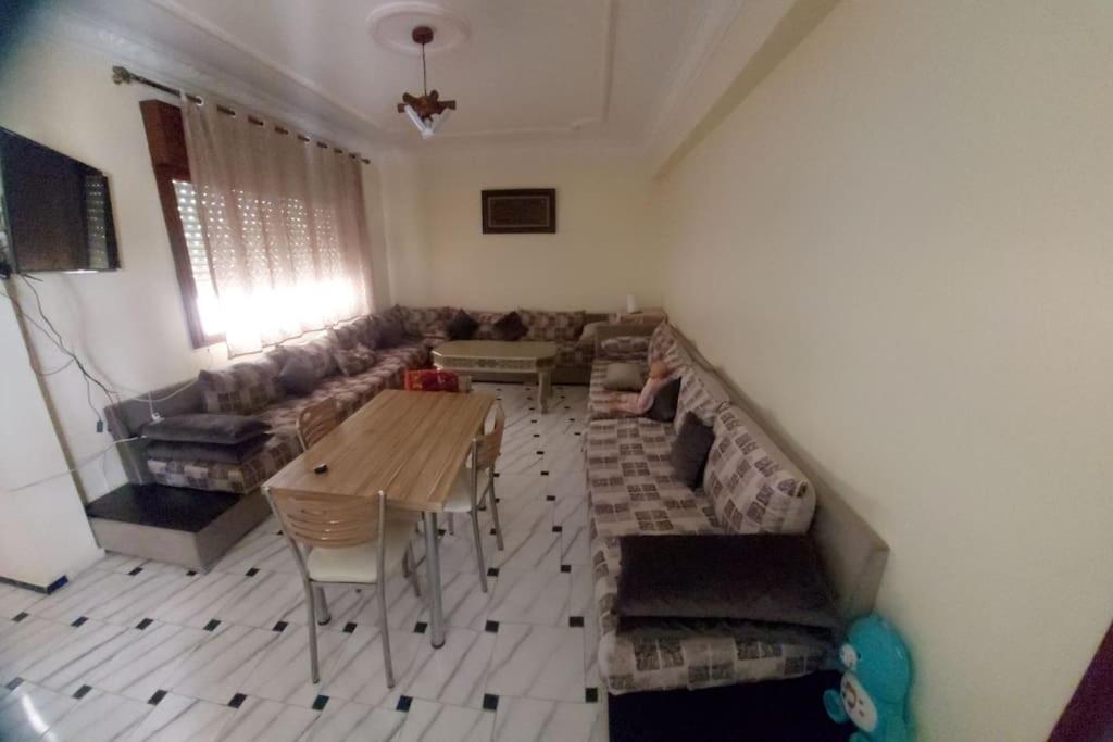 Appartement Au Centre De Tanger Nejma Bagian luar foto